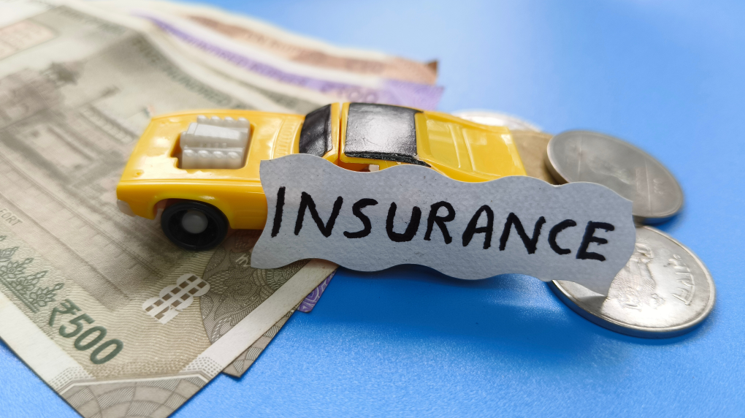 Easy ICICI Windshield Insurance Claims for Ertiga