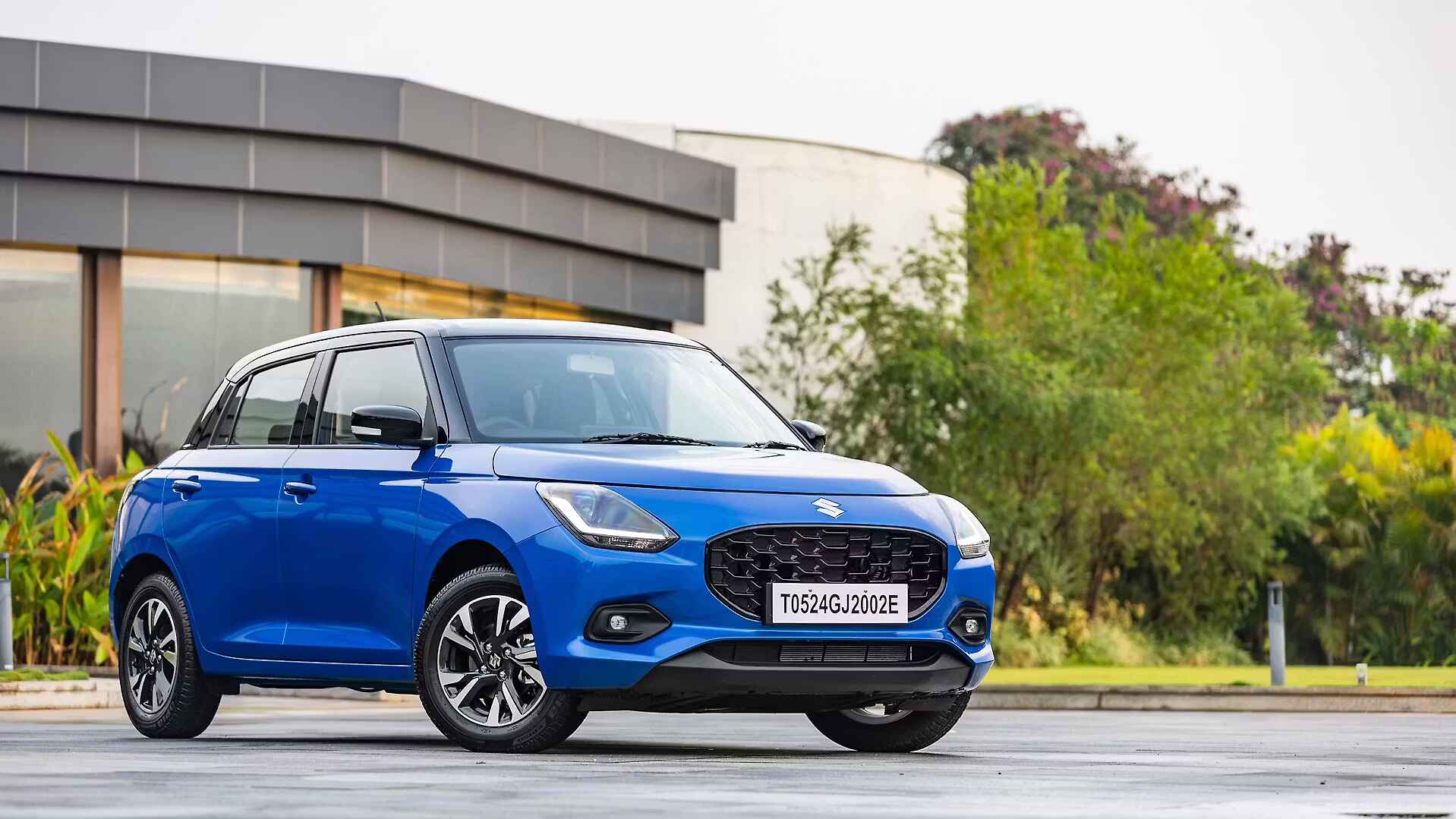Windshield Insurance for Maruti Suzuki Swift