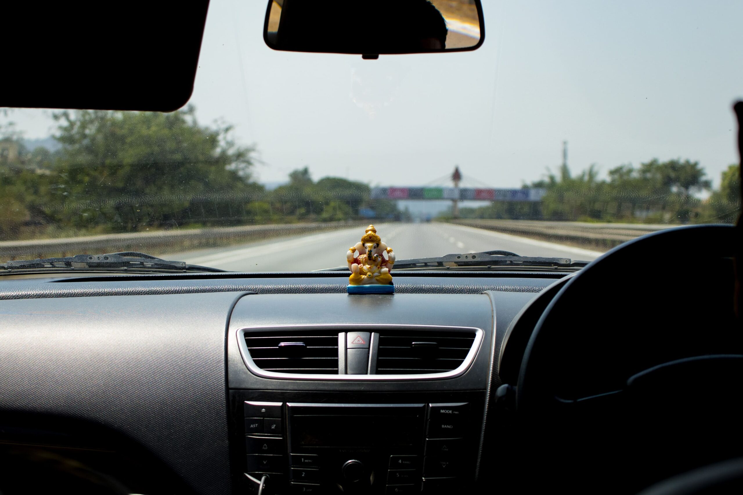 AIS Windshield Experts Windshield Replacement & Repair Service